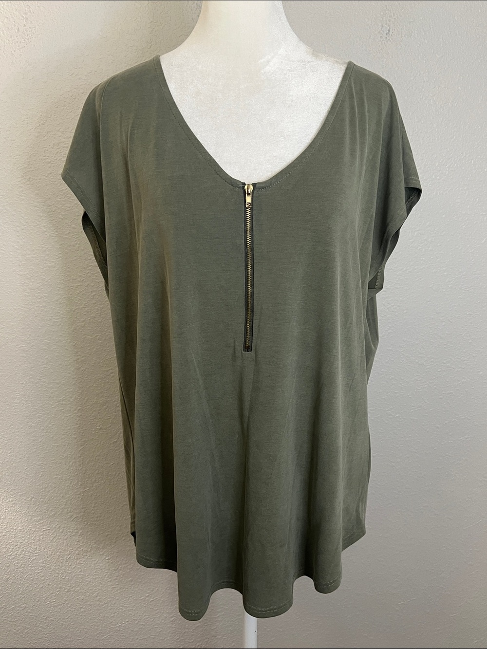 Green Envelope Zipper Placket Cap Sleeve Blouse Green Size Large